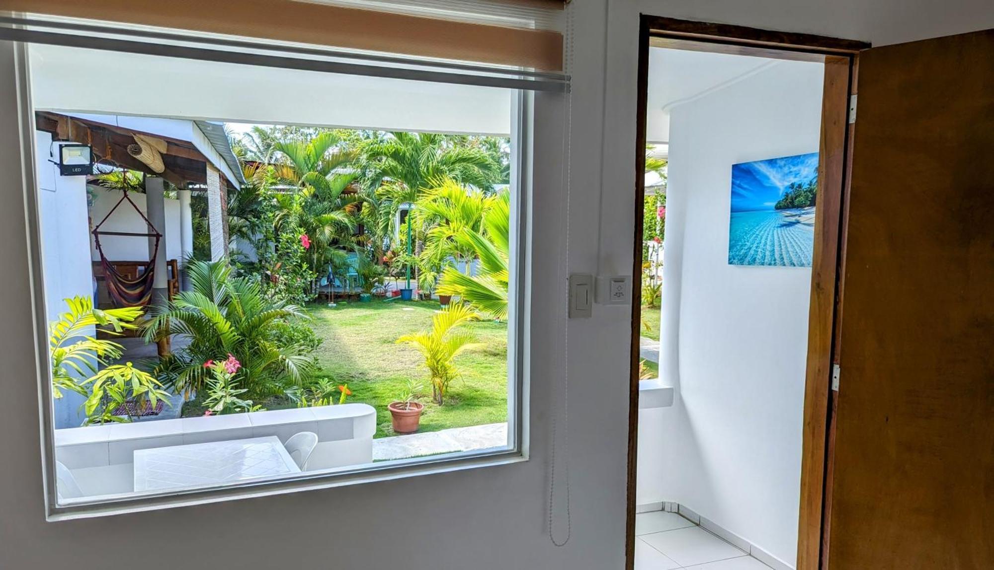 Astillo'S Guest Houses Moalboal Ngoại thất bức ảnh