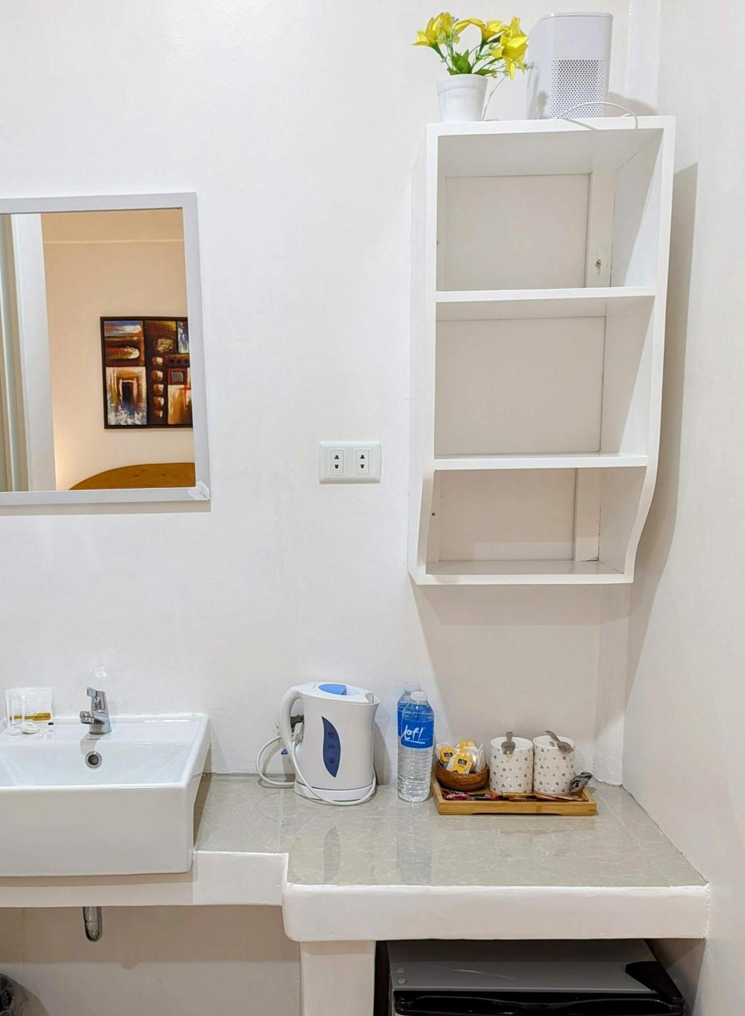 Astillo'S Guest Houses Moalboal Phòng bức ảnh
